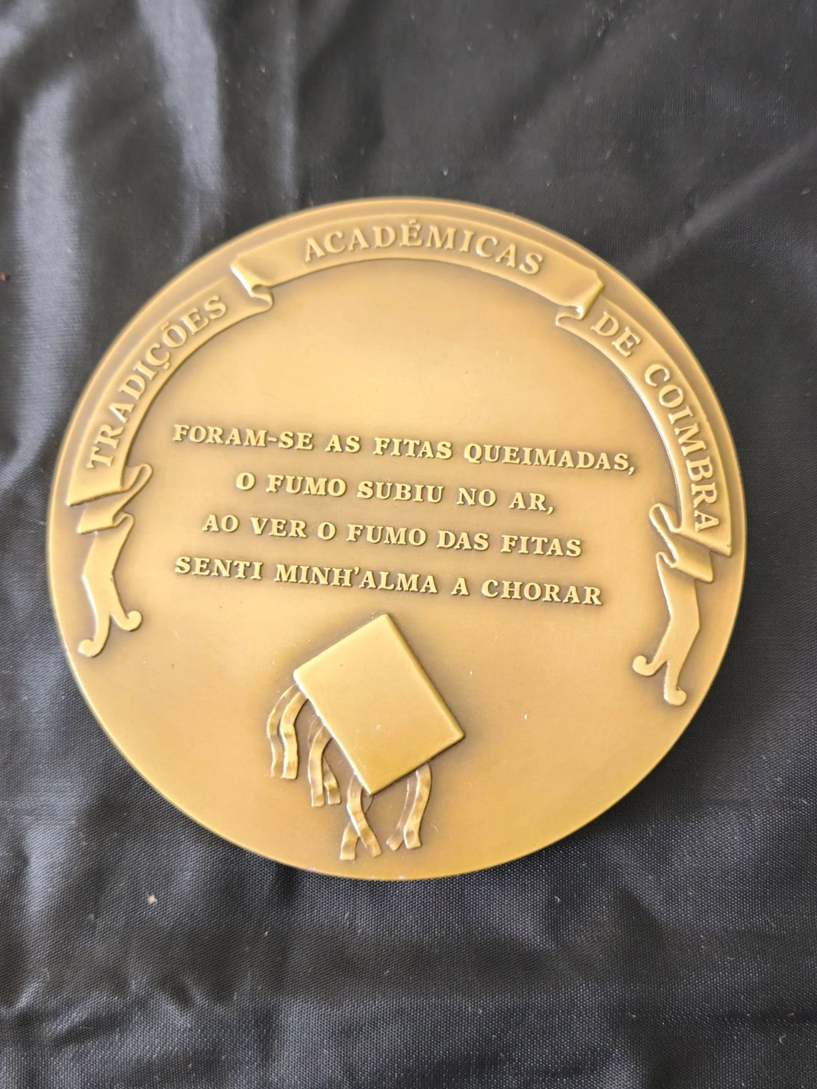 Herdenkingsmedaille van de Queima das Fitas van Coimbra. – photo 2